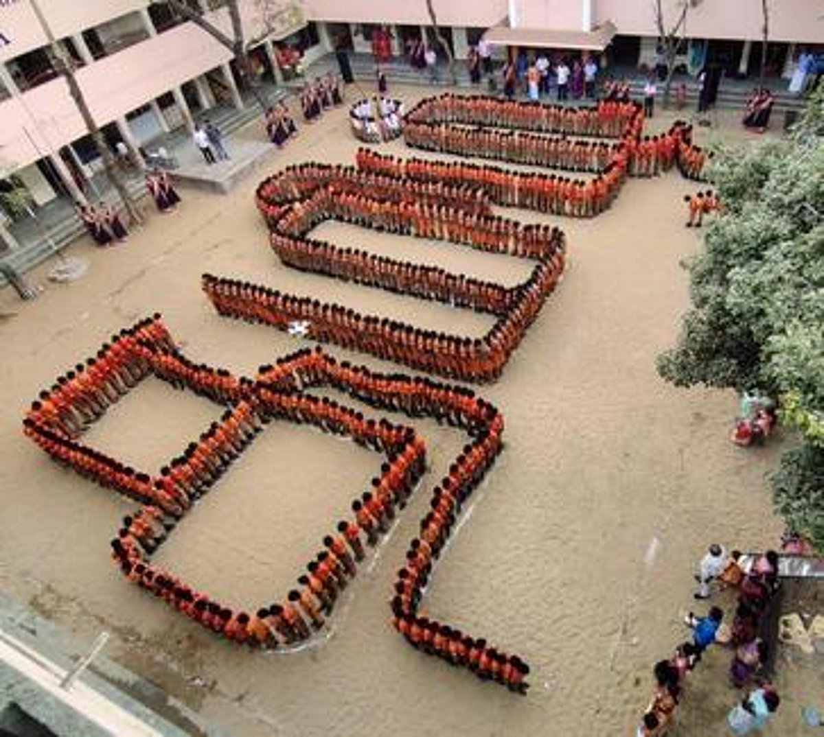 தமிழர் வாழ்வில் தமிழின் இடம் ஏது?