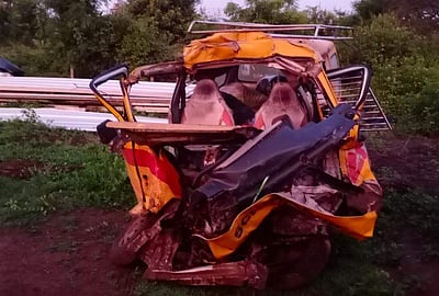 லாரி மீது கார் மோதி விபத்து: ஒரே குடும்பத்தைச் சேர்ந்த 5 பேர் பலி; ஒருவர் படுகாயம்