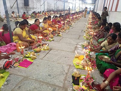 பூவனூர் சதுரங்கவல்லபநாதர் கோயிலில் 1,008 திருவிளக்கு பூஜை