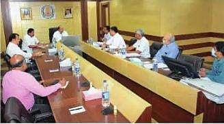 தமிழ்நாடு இல்ல கட்டடப் பணிகளை துரிதப்படுத்த அமைச்சா் எ.வ.வேலு தீவிர ஆலோசனை: முதல்வரின் உத்தரவைத் தொடா்ந்து நடவடிக்கை