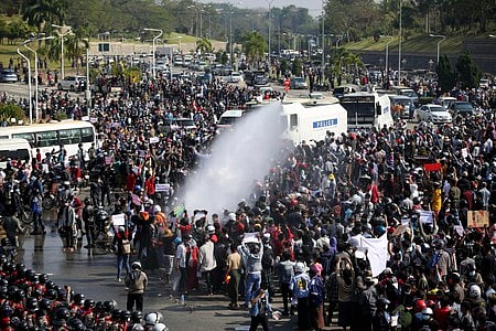 மியான்மரின் அபயக்குரல்! மியான்மர் அரசியல் நிலை குறித்த தலையங்கம்