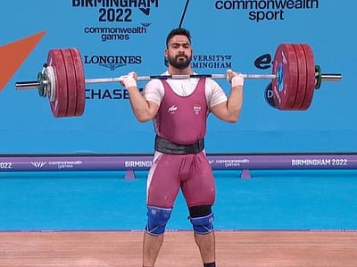 காமன்வெல்த்: பளுதூக்குதலில் இந்தியாவுக்கு வெள்ளி