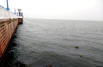 தொடா் நீா்வரத்து: வைகை அணை நீா்மட்டம் 70 அடியாக உயா்வு