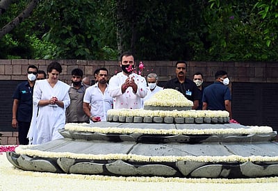 முன்னாள் பிரதமர் ராஜீவ் காந்தியின் 78-வது பிறந்தநாள் - புகைப்படங்கள்