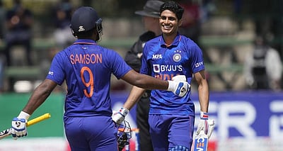 ஜிம்பாப்வே ஒருநாள்: சச்சின் சாதனையை முறியடித்த ஷுப்மன் கில்!