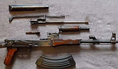 ஜார்க்கண்ட் முதல்வரின் உதவியாளர் வீட்டில் இருந்து ஏகே.47 ரக துப்பாக்கிகள் பறிமுதல்!