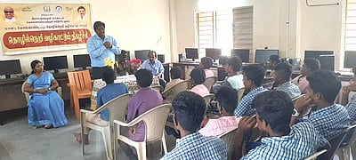 பாம்பனின் தொழில்நெறி வழிகாட்டும் நிகழ்ச்சி