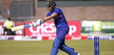 கவுன்டி கிரிக்கெட்டில் விளையாடும் ஷுப்மன் கில்