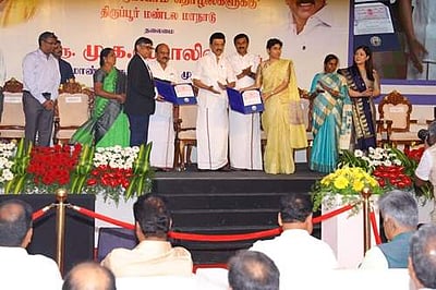 வீட்டு உபயோக ஜவுளிப் பொருள்கள் உற்பத்தி சிறப்பு வகை தொழில் பிரிவில் சேர்க்கப்படும்: முதல்வர் அறிவிப்பு