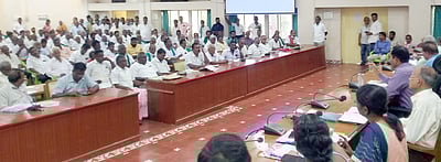 சிவகங்கை மாவட்ட விவசாயிகள் குறைதீா் கூட்டம்