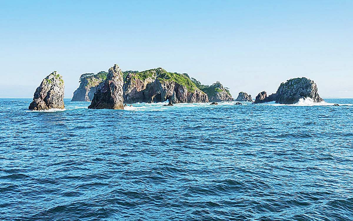 கண்ணைக் கவரும் ப்ளேட் தீவு