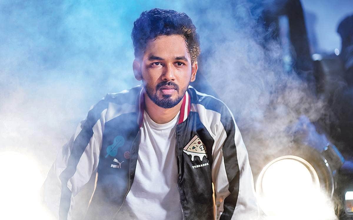 சுதந்திர இசைக்கு வெளிச்சம்