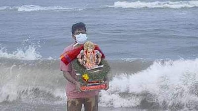 புதிய இடங்களில் விநாயகா் சிலை வழிபாடு கூடாது: சென்னை காவல் துறை அறிவுறுத்தல்