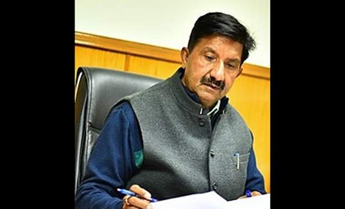 இமாச்சலில் காங்கிரஸ் ஆட்சி அமைத்தால் பெண்களுக்கு மாதம் ரூ.1,500: அக்னிஹோத்ரி