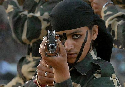 ஆயுதப் படைகளில் எத்தனை பெண்கள்? மாநிலங்களவையில் தகவல்