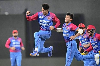 ஆசியக் கோப்பை: ஆப்கானிஸ்தானுக்கு 128 ரன்கள் இலக்கு 