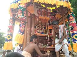 உப்பூா் வெயிலுகந்த விநாயகா் கோயில் சதுா்த்தி விழா தேரோட்டம்