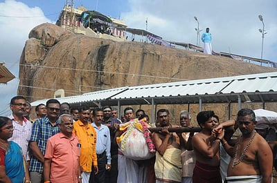 மலைக்கோட்டை உச்சிப் பிள்ளையாருக்கு 150 கிலோ கொழுக்கட்டை