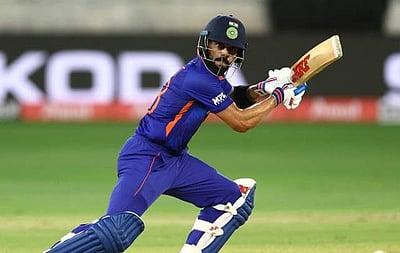 கோலி அரைசதம்: சூர்யகுமாரின் சூறாவளியால் இந்தியா 192 ரன்கள் குவிப்பு