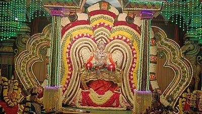 விநாயகர் சதுர்த்தி: புதுச்சேரி மணக்குள விநாயகர் கோயிலில் சிறப்பு வழிபாடு