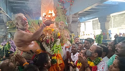 இருக்கன்குடியில் ஆடித்திருவிழா கொடியேற்றத்துடன் தொடக்கம்