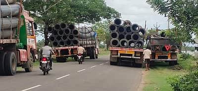 வேதாரண்யம்: துறைமுகம் கட்டும் பணிக்கு வந்த குழாய்களால் பரபரப்பு