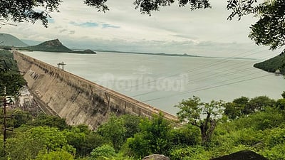 மேட்டூர் அணை நீர் திறப்பு 1.30 லட்சம் கனஅடியாகக் குறைவு!
