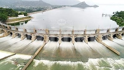 மேட்டூர் அணையில் இருந்து திறக்கப்படும் நீரின் அளவு 1.30 லட்சம் கன அடியாக அதிகரிப்பு