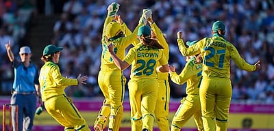 காமன்வெல்த் மகளிர் டி20 இறுதிச்சுற்றில் ஏற்பட்ட பெரிய சர்ச்சை