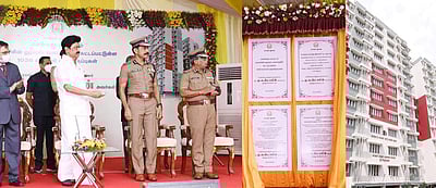 சென்னையில் புதிய காவலர் குடியிருப்புக்கள்: முதல்வர் திறந்து வைத்தார்!