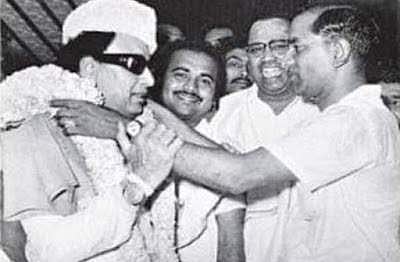 இரட்டை இலையைத் தெரிவு செய்த மாயத் தேவர்!