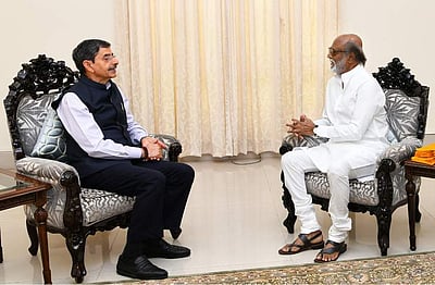 அரசியலுக்கு மீண்டும் வரும் திட்டம் இல்லை: ரஜினிகாந்த்