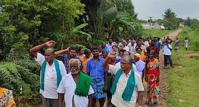 எட்டு வழிச்சாலை திட்டத்திற்கு எதிர்ப்பு தெரிவித்து விவசாயிகள் மீண்டும் போராட்டம்