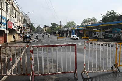 ரஜௌரியில் கட்டுப்பாடுகள் தளர்வு: இயல்பு வாழ்க்கை திரும்பியது