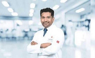 போக்குவரத்து நெரிசல் எனும் துயரம்: உயிரைக் காக்க 3 கி.மீ. தொலைவுக்கு ஓடிய டாக்டர்