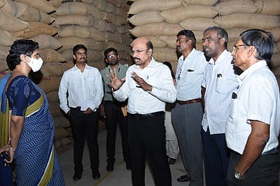 வேளாண் பொருள்கள் ஏற்றுமதிக்கு கட்டமைப்பு வசதிகள்: தொழில் துறை ஆணையரிடம் கோரிக்கை