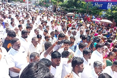 ‘மின் கட்டண உயா்வை ரத்து செய்யாவிட்டால் மறியல் போராட்டம் நடத்துவோம்’