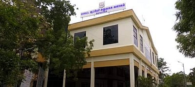 அரசு நிலத்தை மகள் பெயருக்கு பட்டா மாற்றிய விஏஓ பணி நீக்கம்!