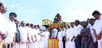 பெரியார் பிறந்தநாள்: முதல்வர் மு.க.ஸ்டாலின் மரியாதை