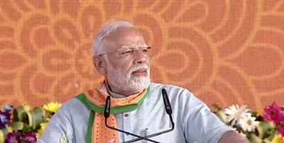 சுயசார்பு இந்தியா இயக்கத்தின் வெற்றியில் மகளிர் முக்கிய பங்கு வகிப்பார்கள்: பிரதமர் மோடி உருக்கம்!