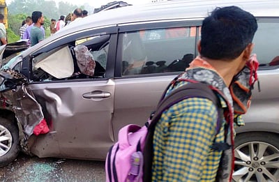 குஜராத் சாலை விபத்து: உயிரிழந்தோரின் குடும்பத்துக்கு நிதியுதவி அறிவிப்பு