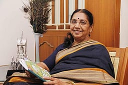 தோ்தலில் எந்தக் கட்சிக்கும் பெரும்பான்மை கிடைக்காது! - முன்னாள் மத்திய அமைச்சா் சுப்புலட்சுமி ஜெகதீசன்! நேர்காணல்