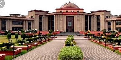 சத்தீஸ்கா் அரசின் 58% இடஒதுக்கீடு முடிவு: உயா்நீதிமன்றம் ரத்து