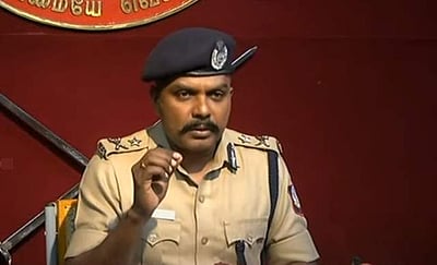 கோவையில் பெட்ரோல் குண்டு வீச்சு: மேலும் ஒருவர் கைது