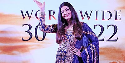 அழகு ராணிகள் பலர் இருக்கலாம்...: ஐஸ்வர்யா ராயைப் புகழும் விக்ரம்