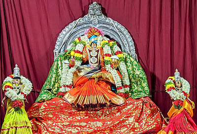 பழனி பெரியநாயகியம்மன் கோயிலில் நவராத்திரி விழா