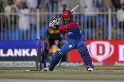 சூப்பர் 4:  ரஹ்மானுல்லா அதிரடி,  இலங்கைக்கு 176 ரன்கள் இலக்கு