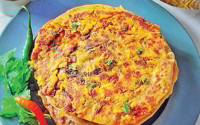 தக்காளி வெங்காய பராத்தா 