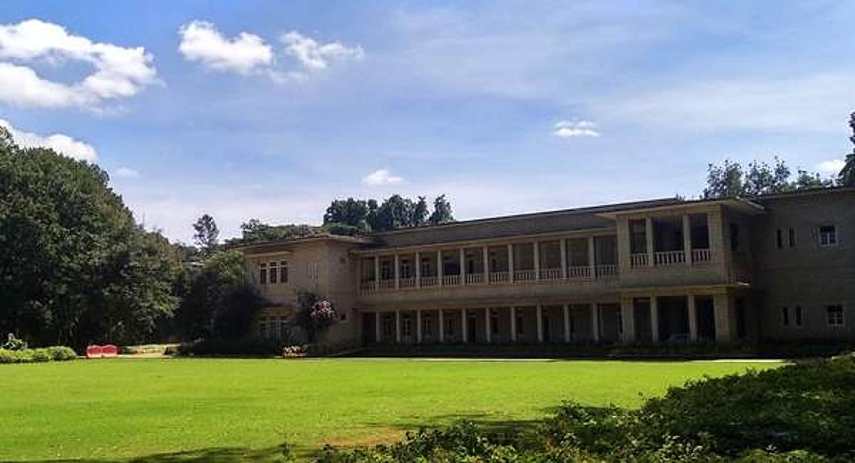 ரூ.1 லட்சம் சம்பளத்தில் இன்ஜினியர் வேலை: விண்ணப்பிப்பது எப்படி?