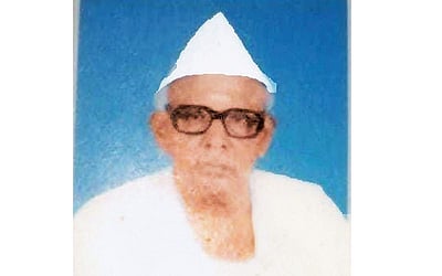 நாட்டுப் பற்றுடன் இருக்க வேண்டும்